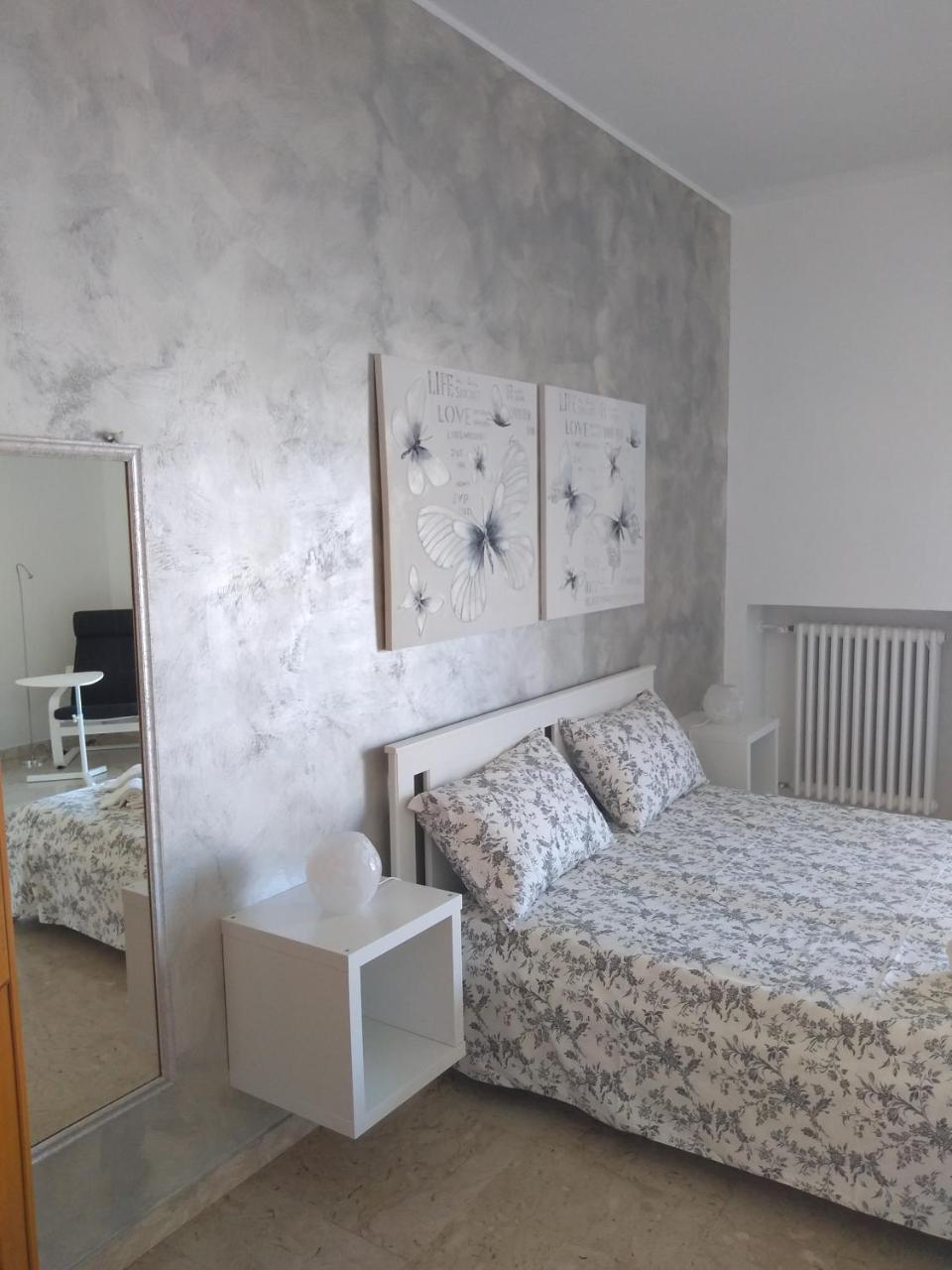 Tanzi Bed & Breakfast *